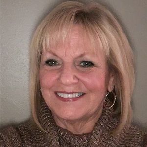 Meet your Posher, Nancy